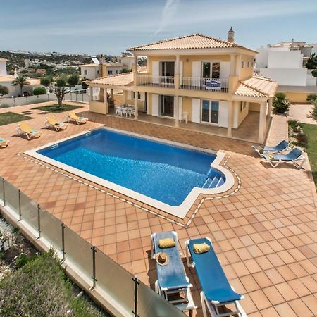 Villa Das Oliveiras Amazing Location Walk To Marina Restaurants Beach Albufeira Exterior photo