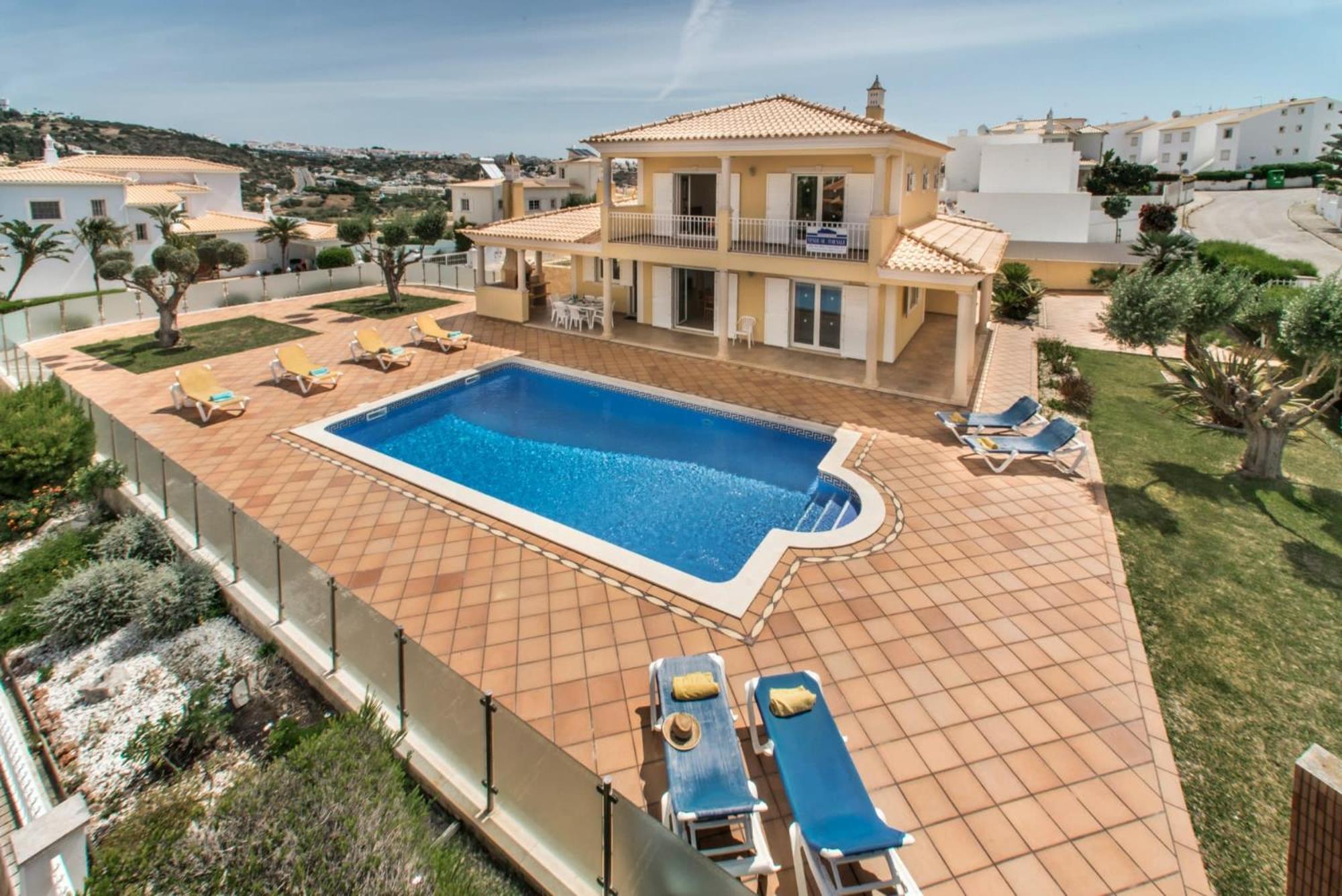 Villa Das Oliveiras Amazing Location Walk To Marina Restaurants Beach Albufeira Exterior photo