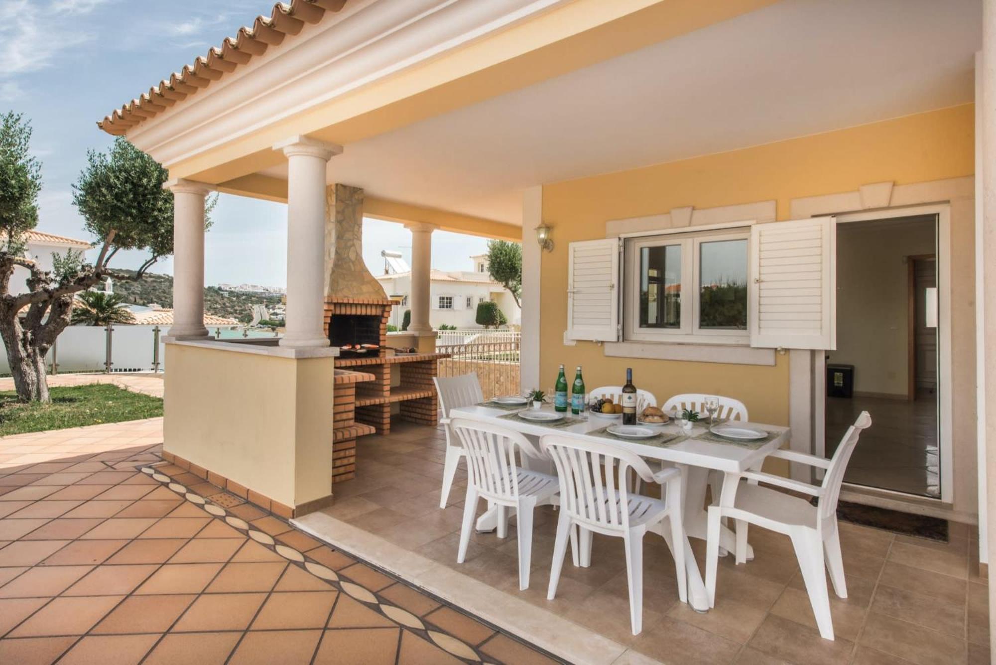 Villa Das Oliveiras Amazing Location Walk To Marina Restaurants Beach Albufeira Exterior photo