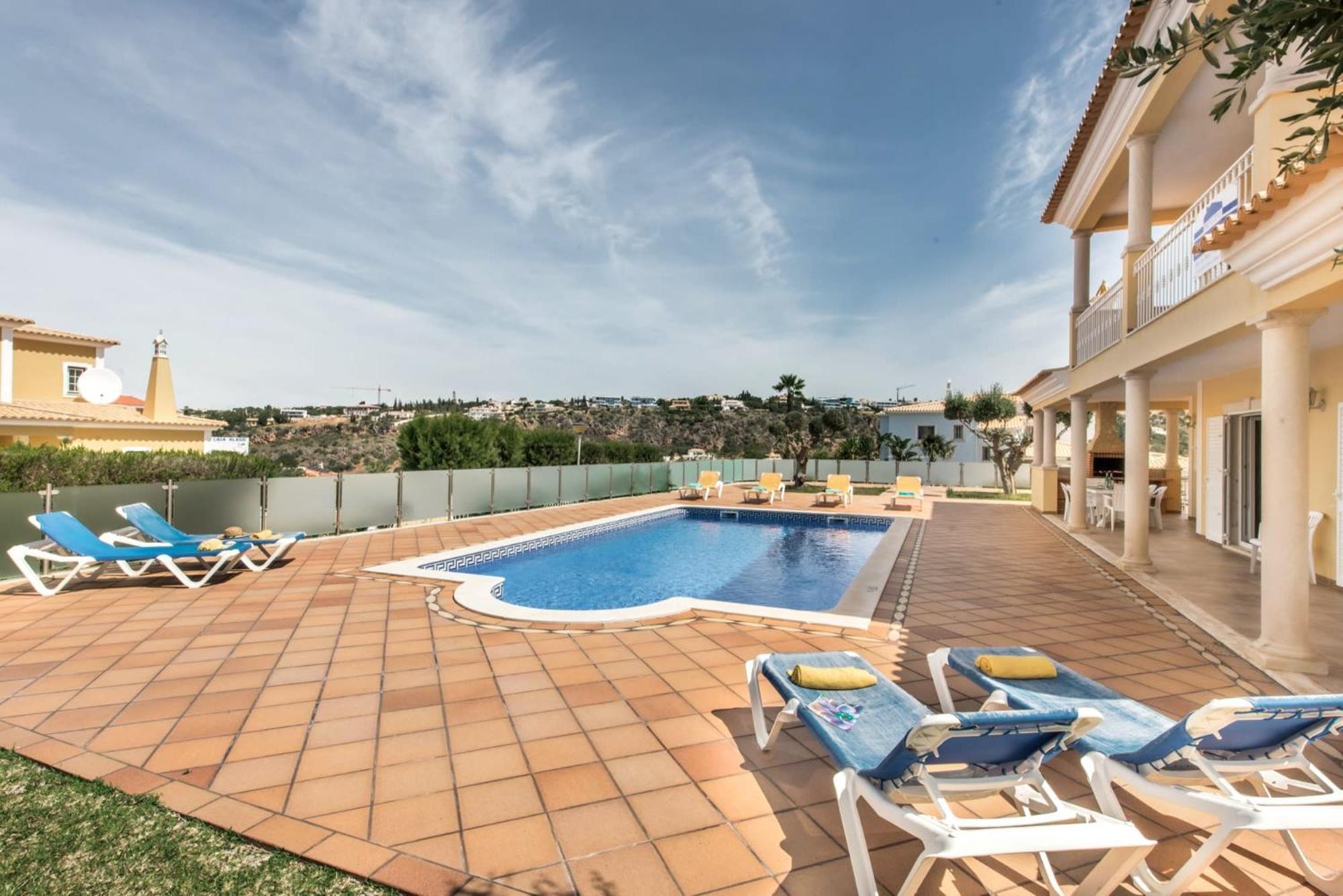 Villa Das Oliveiras Amazing Location Walk To Marina Restaurants Beach Albufeira Exterior photo