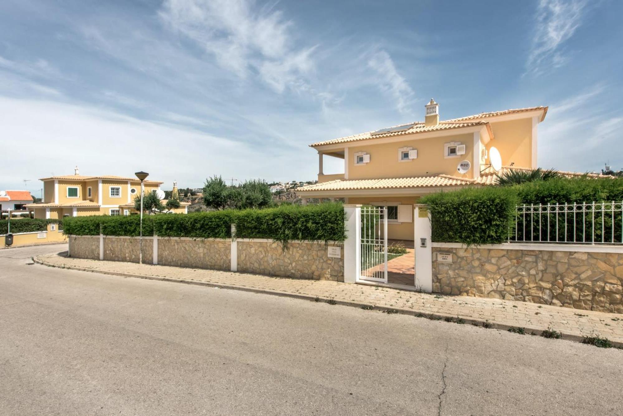 Villa Das Oliveiras Amazing Location Walk To Marina Restaurants Beach Albufeira Exterior photo