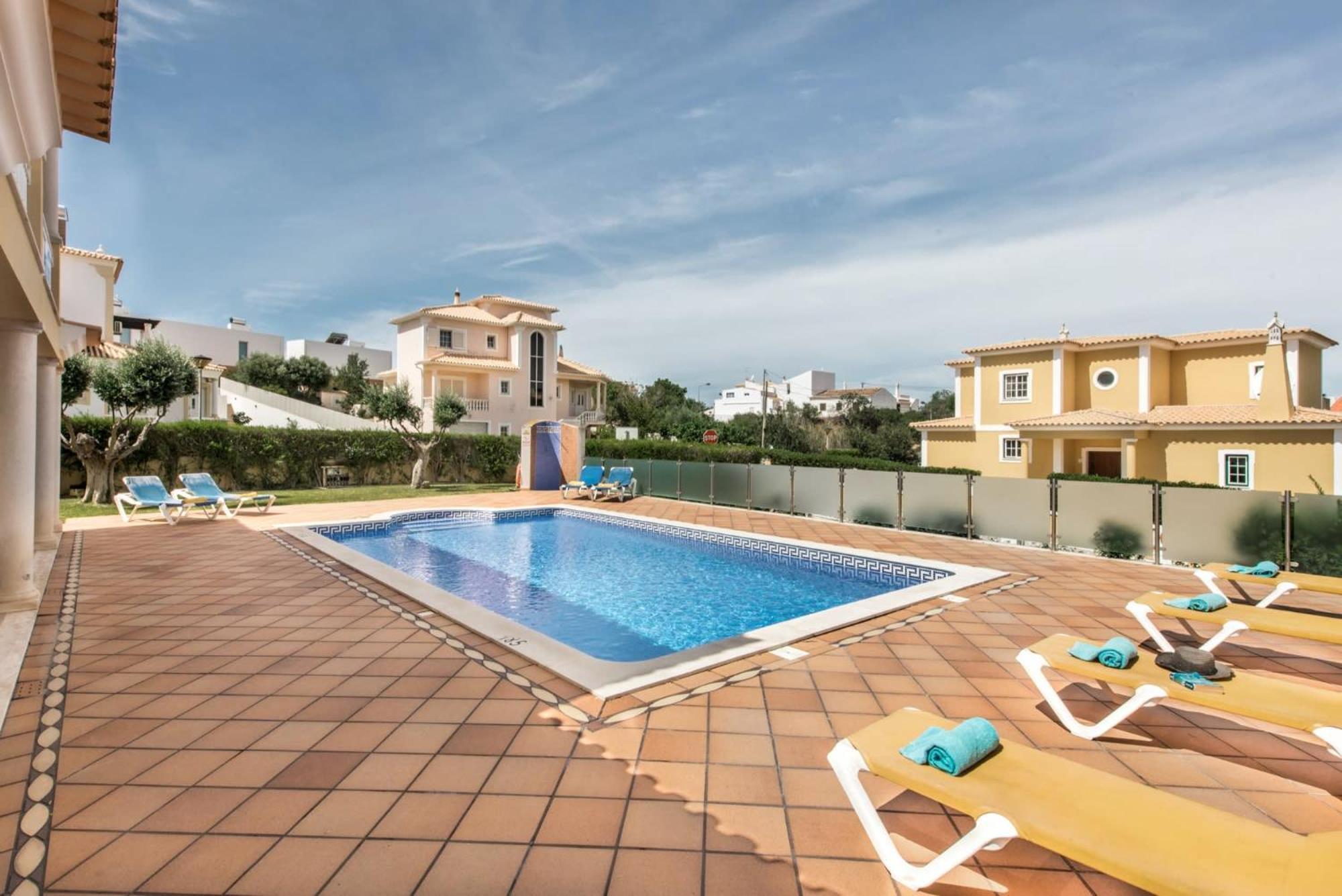 Villa Das Oliveiras Amazing Location Walk To Marina Restaurants Beach Albufeira Exterior photo