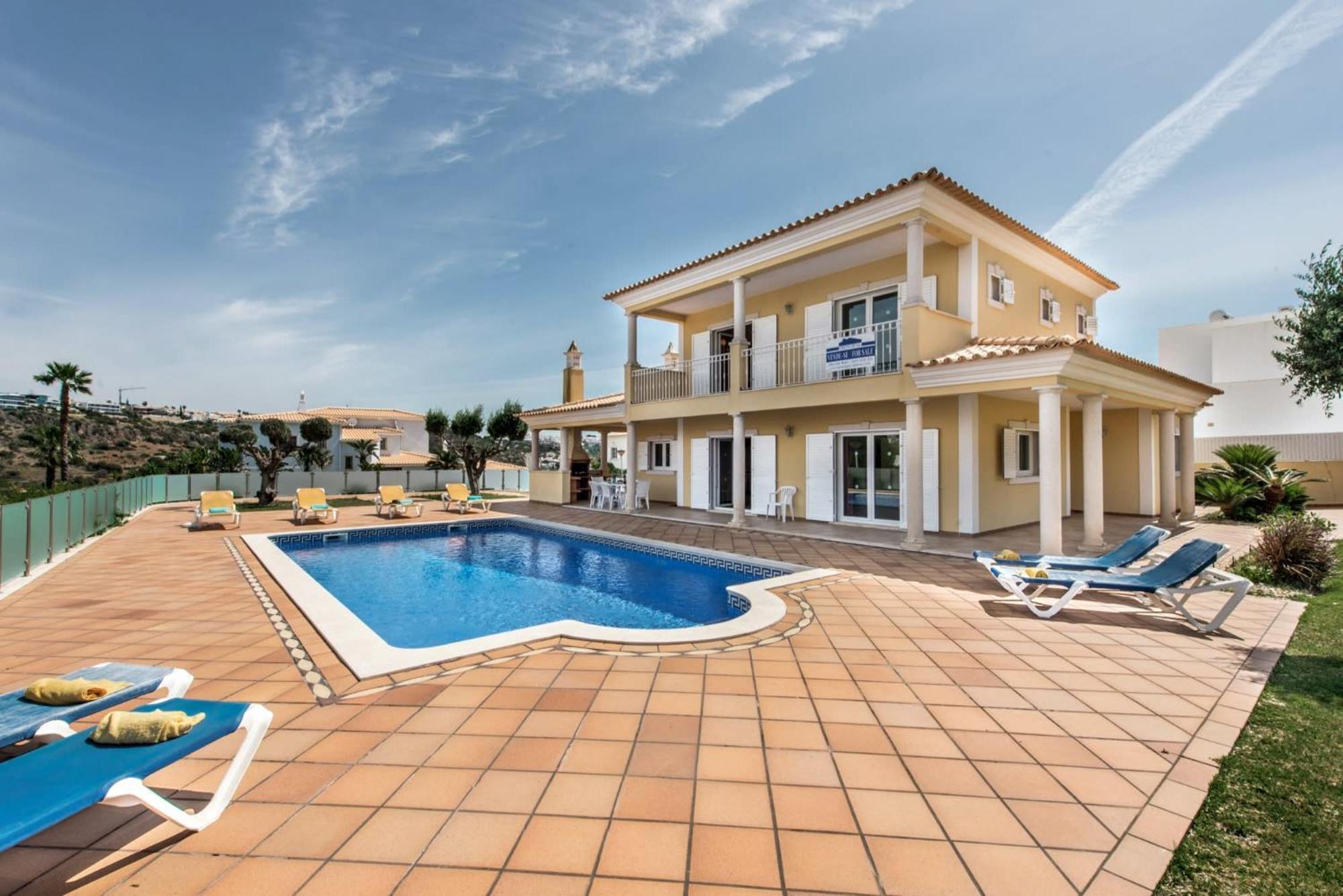 Villa Das Oliveiras Amazing Location Walk To Marina Restaurants Beach Albufeira Exterior photo